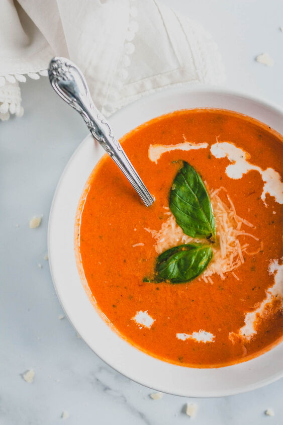 creamy keto tomato soup