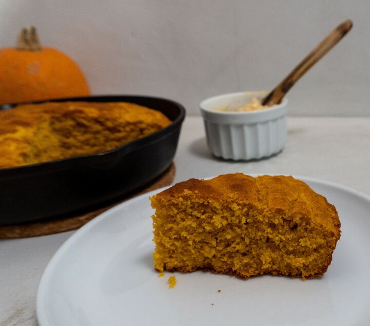 s 10 homemade cornbread recipes that can be made in an hour or less, Spicy Hot Pumpkin Maple Cornbread