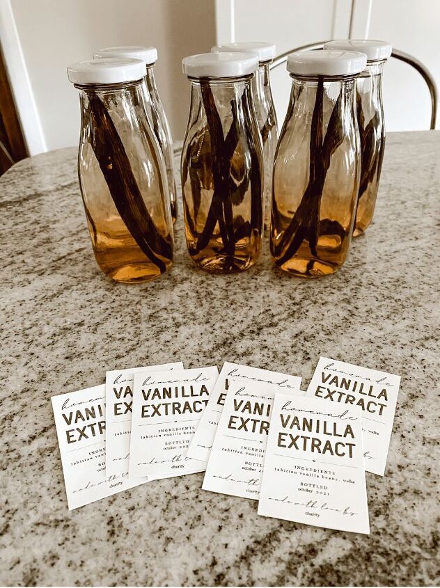 homemade vanilla extract, The labels are all ready to go