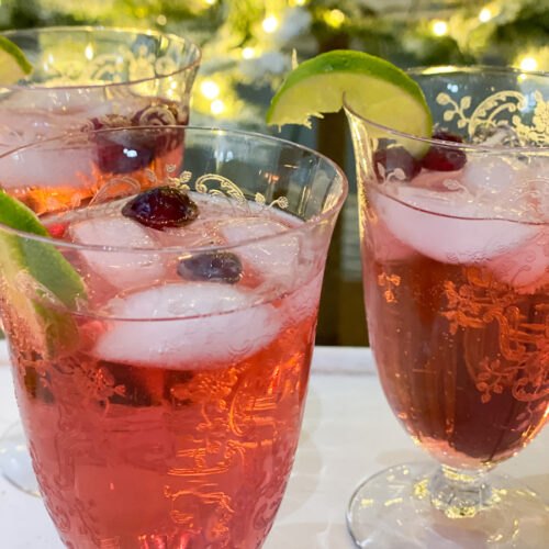 how to make the perfect holiday cocktail