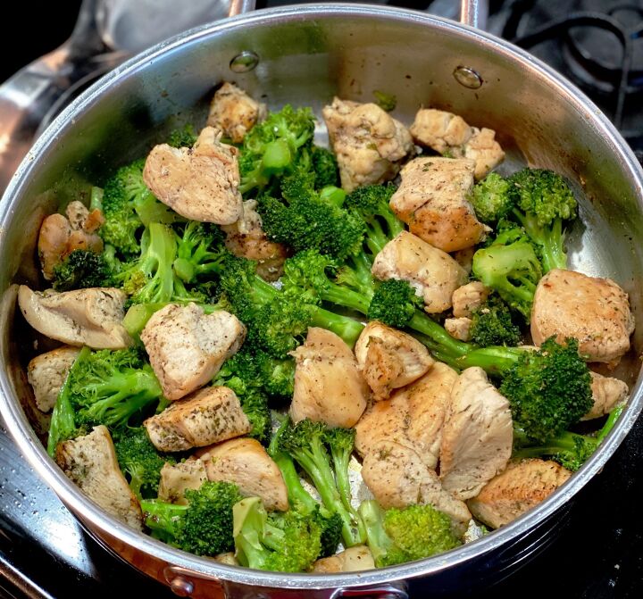 vic s tricks to chicken broccoli alfredo