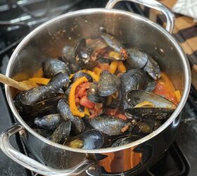 vic s tricks to chorizo mussels