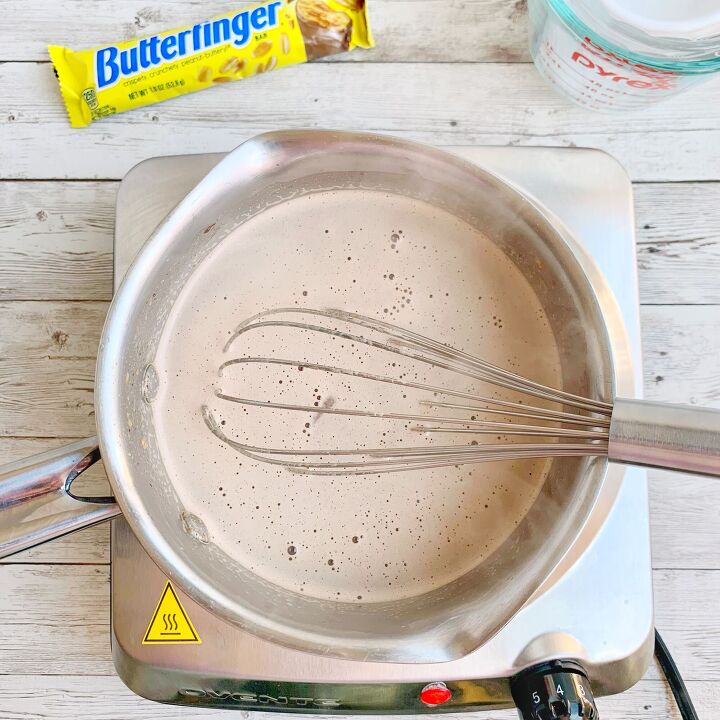 Hit Coc Butterfinger Hot Chocolate | Foodtalk