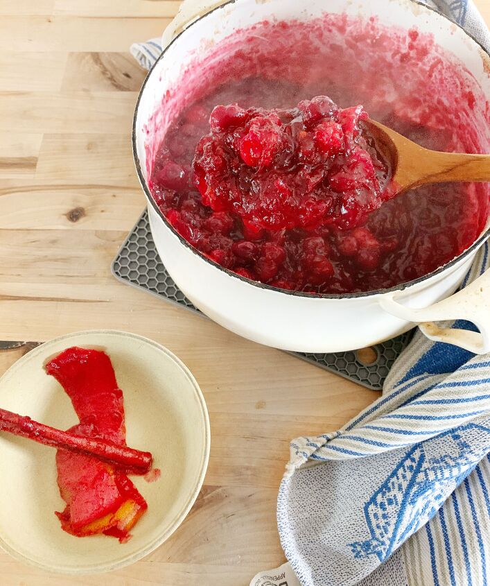 s the top 10 alternative cranberry recipes to try in 2021, Homemade Cranberry Sauce