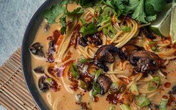 Mushroom and Coconut Soup With Ramen