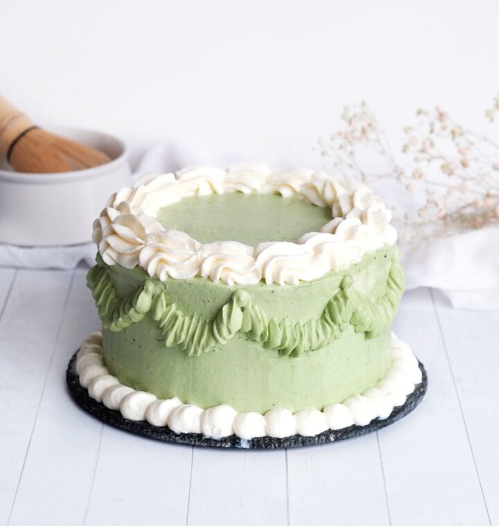 matcha and red bean genoise cake