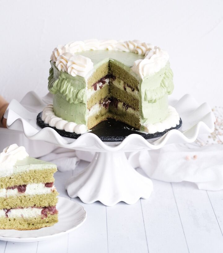 matcha and red bean genoise cake