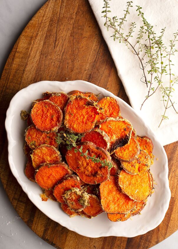 s 10 healthy delicious recipes that turn sweet potato into a main dish, Herb Parmesan Crusted Sweet Potatoes
