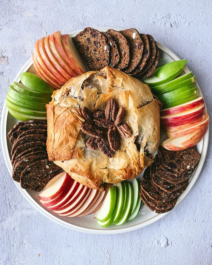 s 10 creative and easy to make thanksgiving appetizers, Apple Butter Baked Brie