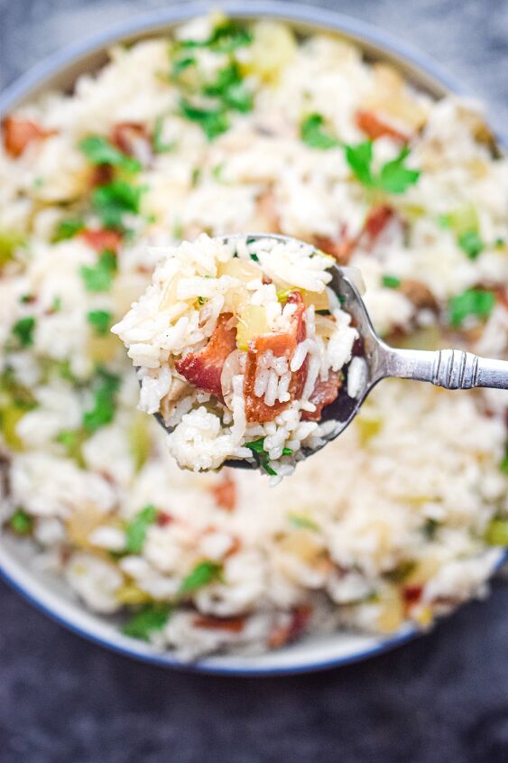 rice dressing with bacon