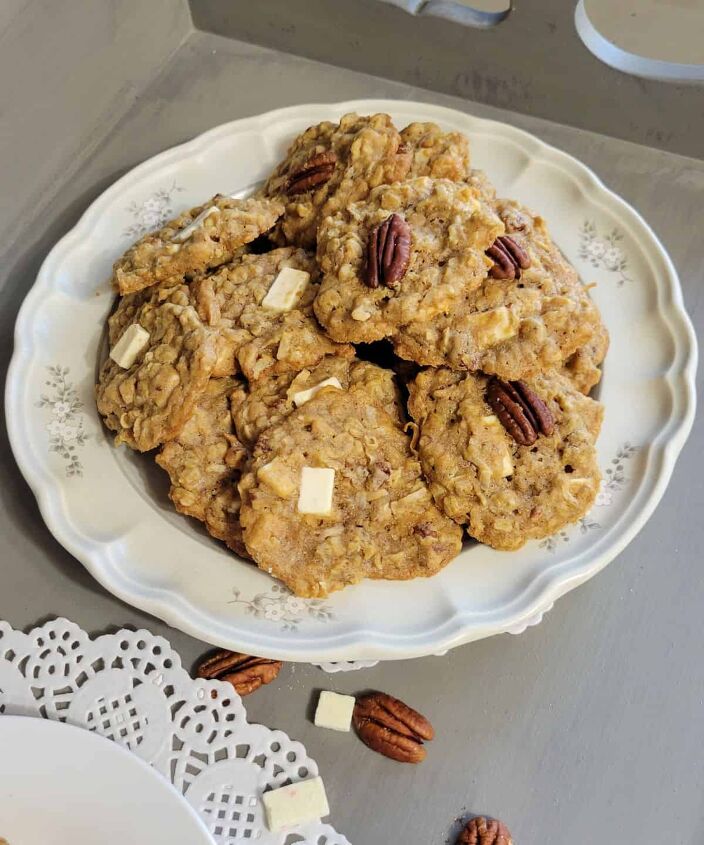 the best ever peppermint pecan coconut oatmeal cookies