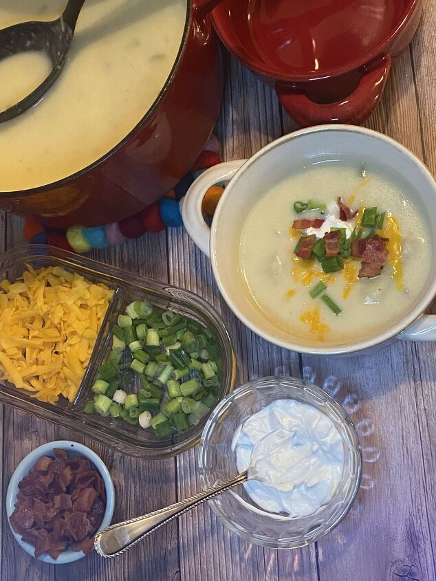loaded baked potato soup, Add your toppings