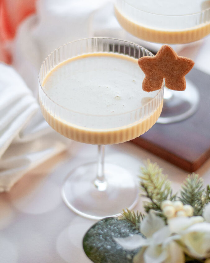 gingerbread eggnog cocktail with rum