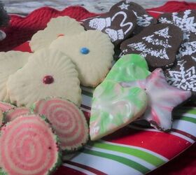 Easy Christmas Cookie Decorating