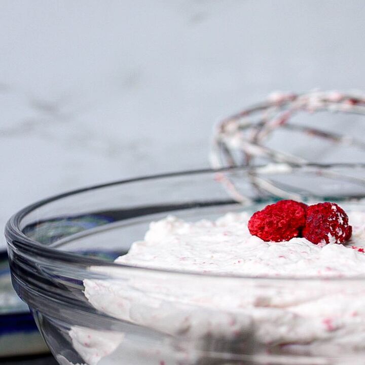 raspberry whipped cream topping