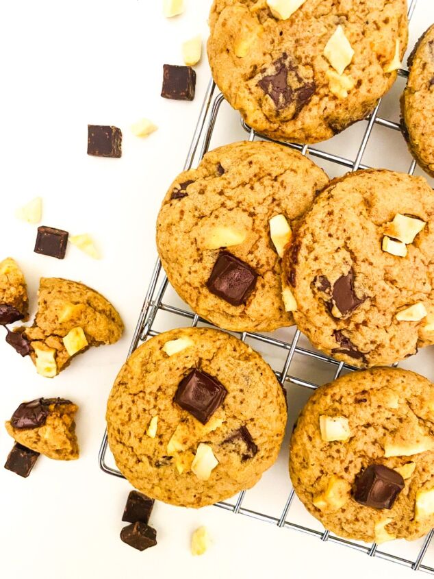 chewy maple chocolate chip apple cookies