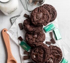 Big, thick, chewy chocolate cookies loaded with chunks of delicious mint chocolate