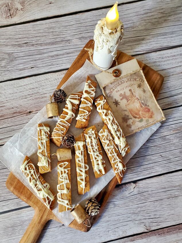 the best gingerbread biscotti with white chocolate