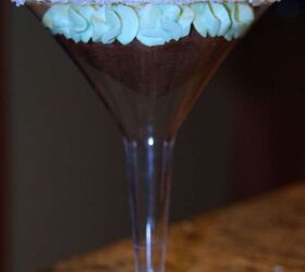 chocolate mint martini cupcakes with bailey s frosting