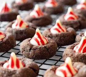 CANDY CANE KISS COOKIES