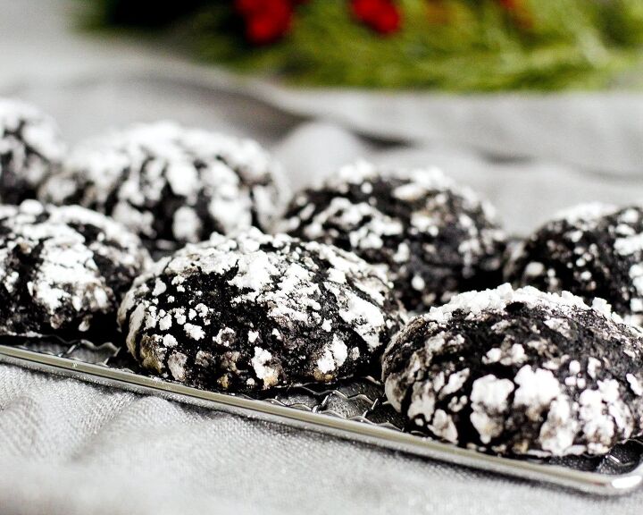 dairy free chocolate and peppermint crinkle cookies