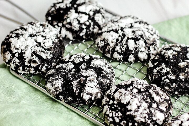 dairy free chocolate and peppermint crinkle cookies