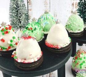 Need Easy Christmas Treats? Try These Strawberry Christmas Trees!