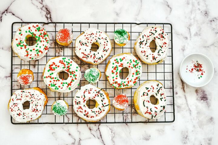 easy delicious christmas air fryer donuts with biscuits