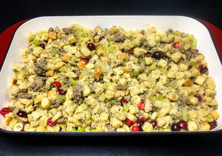 cornbread dressing with sausage and cranberry, Mix all together and place in baking dish