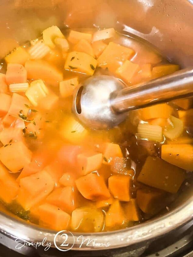 the best savory autumn squash soup