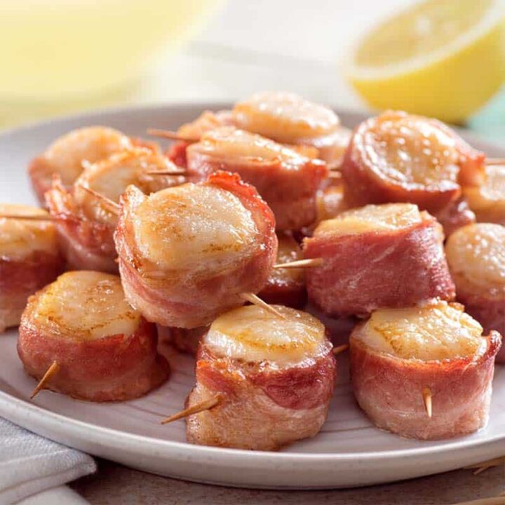 s 11 appetizers for new year s parties, Bacon Wrapped Scallops