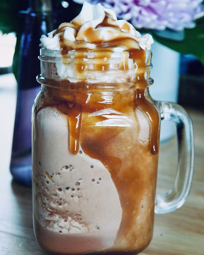 s 10 starbucks copycat drinks that are even better than the original, Mocha Frappuccino