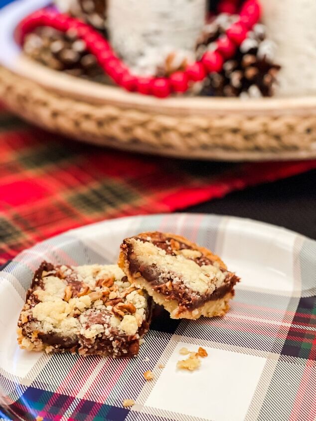 super easy chocolate chip cookie bars recipe