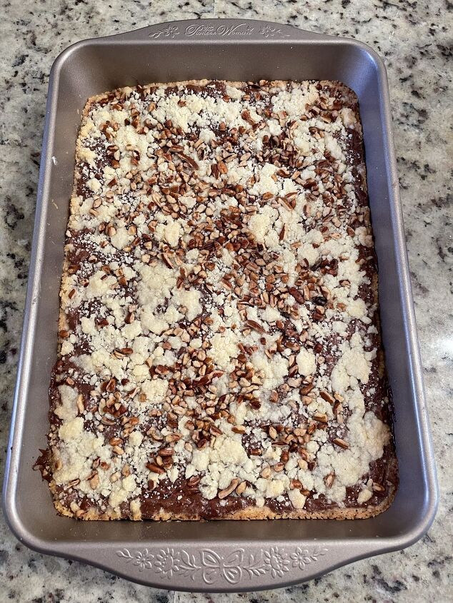 super easy chocolate chip cookie bars recipe, Cooling
