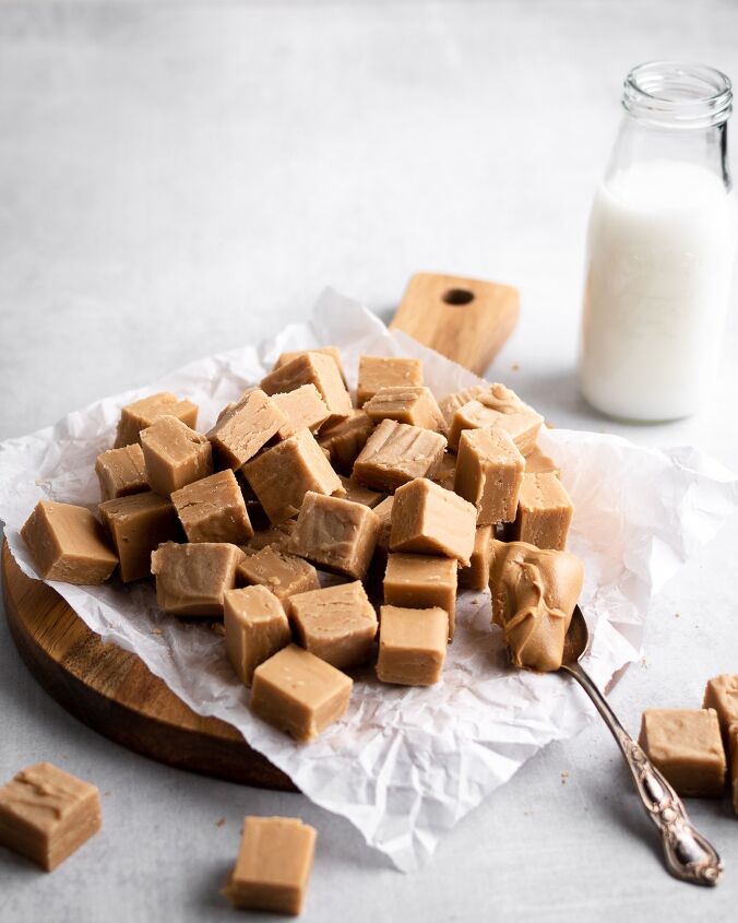 easy peanut butter fudge with marshmallows