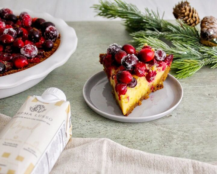 easy and festive custard tart with fresh cranberry and orange