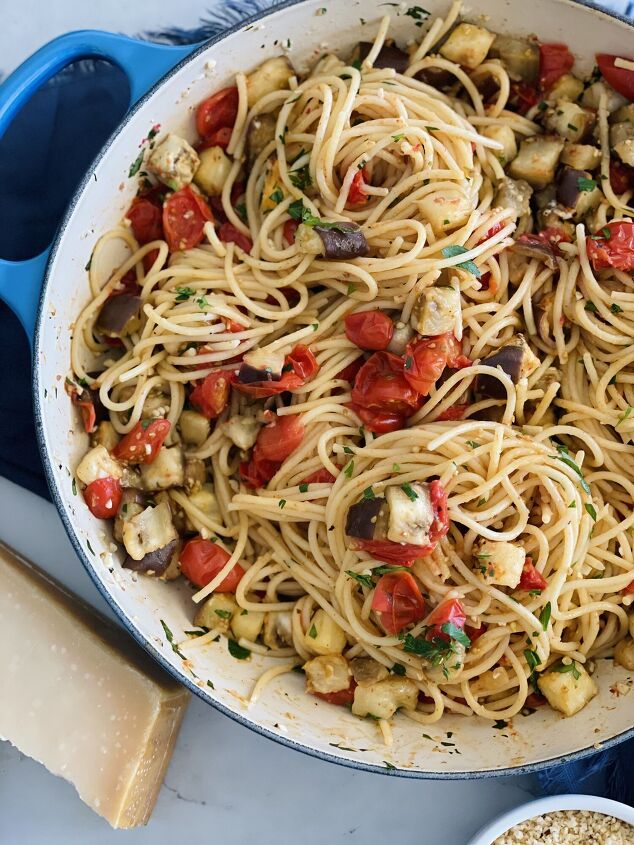 roasted eggplant and cherry tomato garlic spaghetti with toasted bread