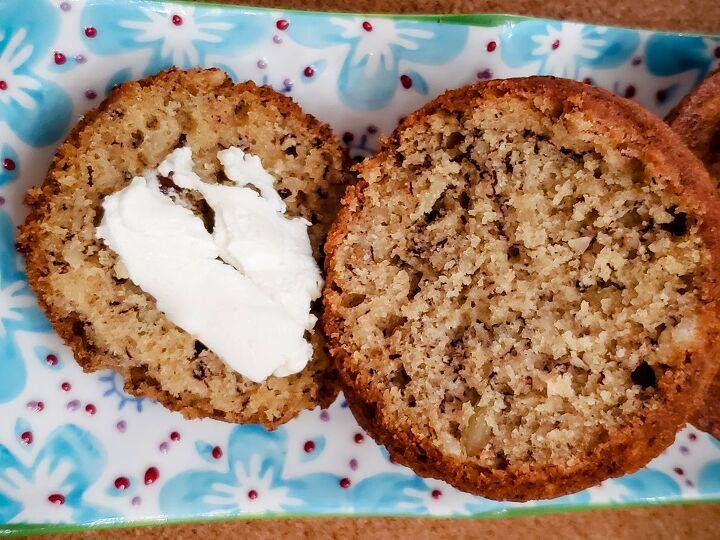 banana nut muffins you need to make this easy recipe