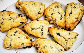 Earl Grey Raisin Scones With Vanilla Glaze – Delicious Comfort Food!