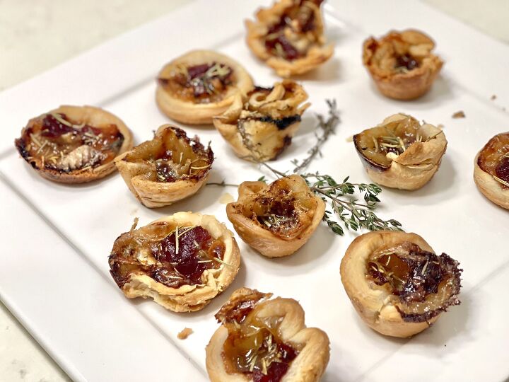 brie cranberry and rosemary tarlets