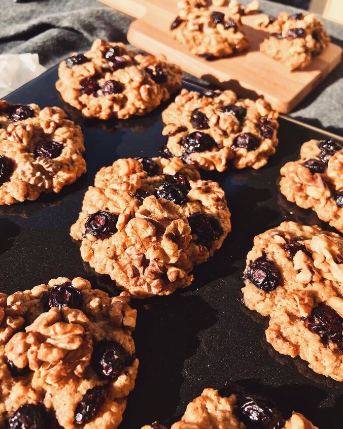 vegan berry cookies with cranberries blueberries and walnuts