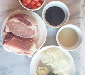 10 minutes of prep is all it takes to make the most flavorful pork chops (slow cooker recipe)