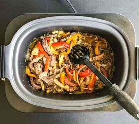 slow cooker carne asada, Return beef to slow cooker and stir togther