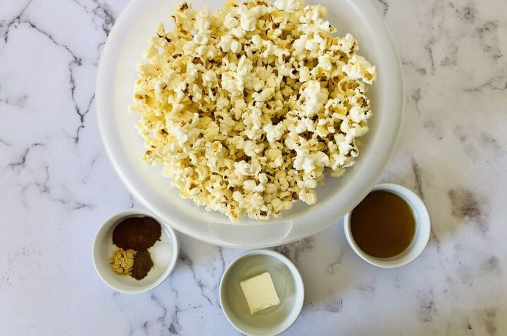 recipes that can help you fall asleep at night, 8 Pumpkin Spice Popcorn