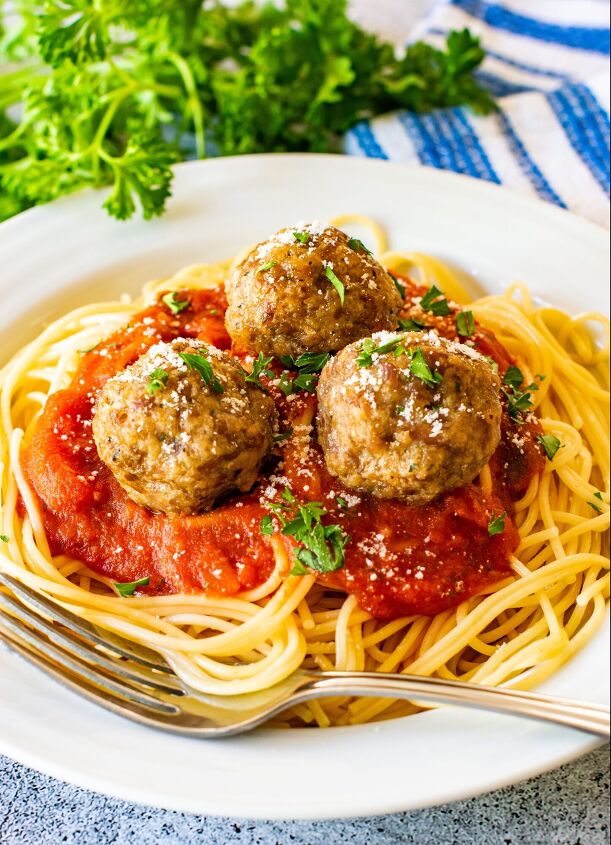 s 10 easy meatball recipes for any type of dish, Baked Sausage Meatballs