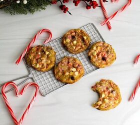 easy chocolate chip and crushed candy cane cookies