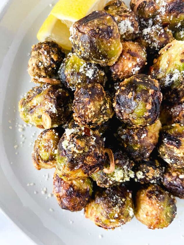 air fryer frozen brussels sprouts with garlic and parmesan