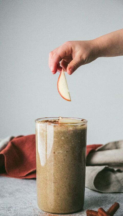 warm apple pie smoothie, My daughter was my photography assistant for this shoot She nailed this shot