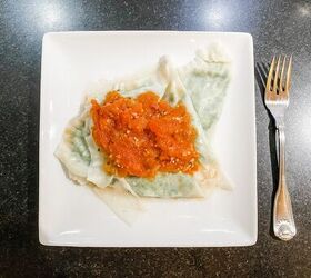 Light Homemade Spinach and Cheese Ravioli With Tomato Sauce