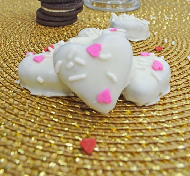 s 10 valentine s day treats that will win over anyone s heart, Valentine s Day White Chocolate Truffles